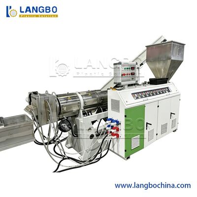 PVC-schroot plastic recycling pelletmachine/PVC-pelletmachine PVC-granulerende lijn