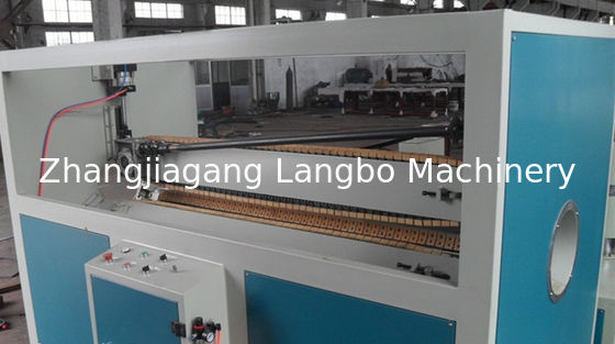 Duurzame PPR-buis-extrusielijn met twee kruipbanden en meerdere kruipbanden Haul Off Machine