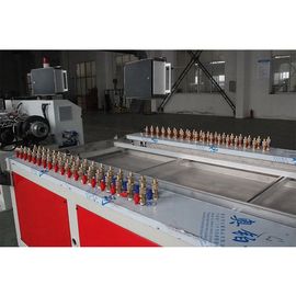 Muurcomité de Lijn van de het Profieluitdrijving van Productiepvc/WPC-Profielextruder die Machine maken